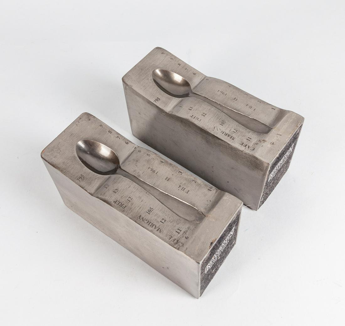 Vintage Restoration Hardward Metal Spoon Mold Bookends (1 of 7)