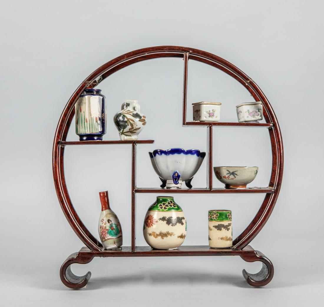 Japanese Old Cabinet Porcelain Items (1 of 8)