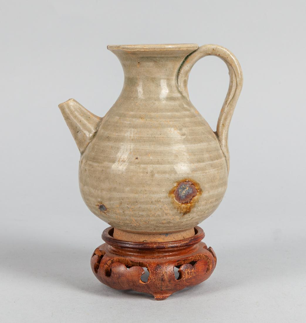 Chinese Yue Type Porcelain Water Pot (1 of 7)