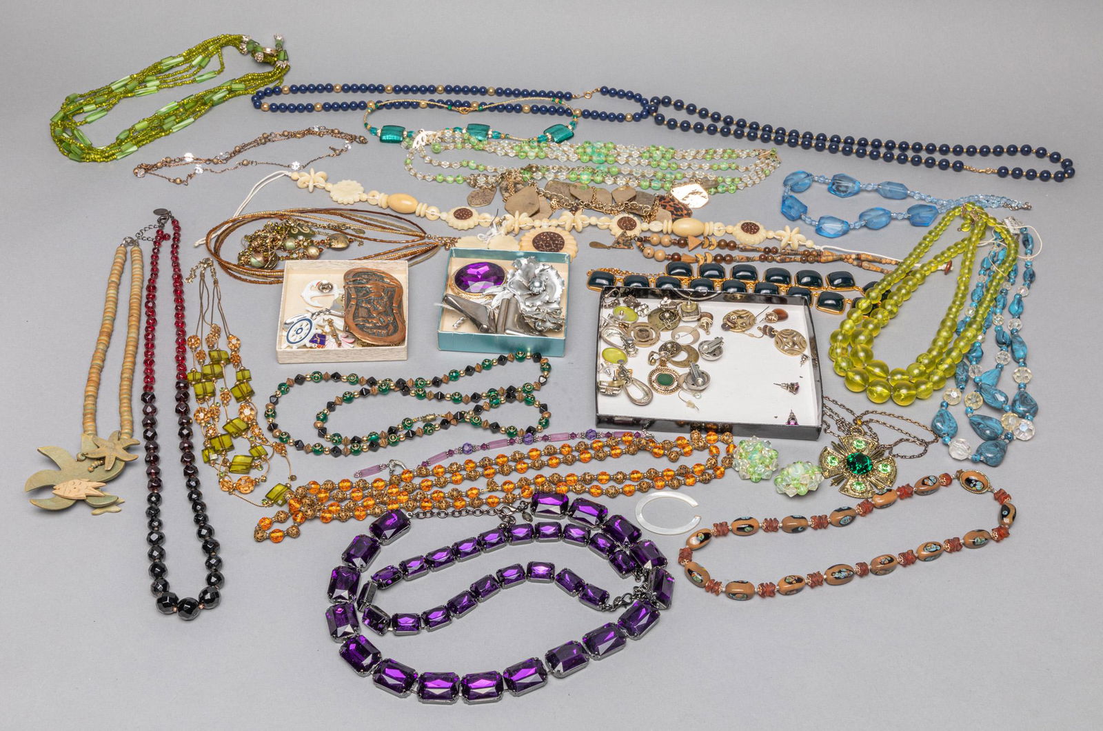 Set Designed Custom Jewelry Necklace Brooch (1 of 12)