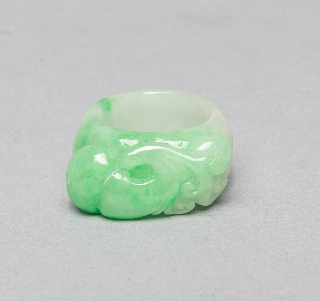 Large Chinese Jade Jadeite Stone Ring (1 of 8)