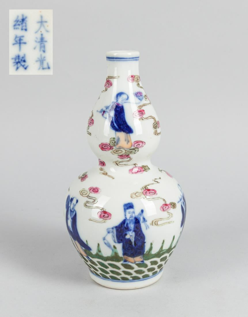 Chinese Famille Rose Porcelain Gourd Type Vase (1 of 10)