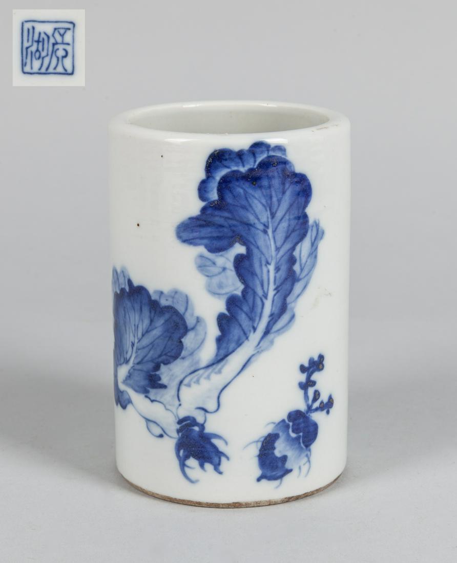 Chinese Export Blue White Brush Pot (1 of 10)