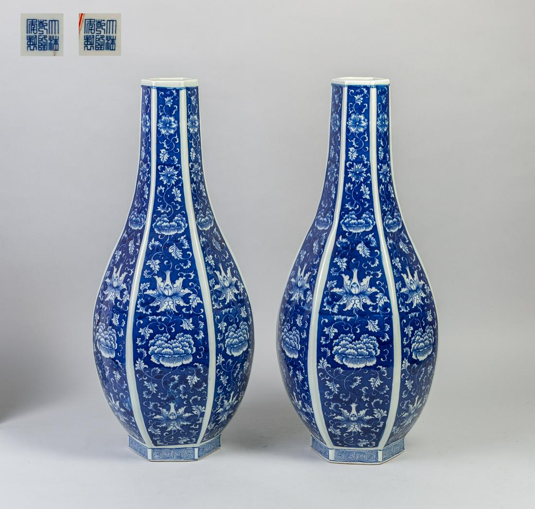 Pairs Chinese Export Blue White Porcelain Vases (1 of 11)