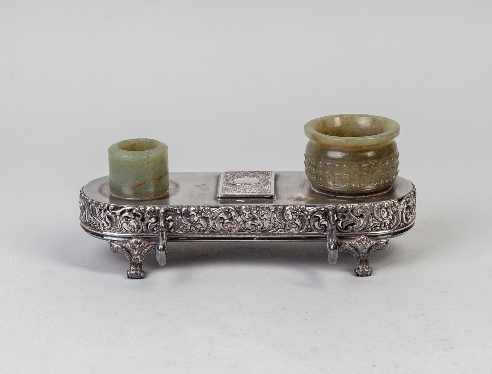 SilverPlate Co. Designed Chinese Jade Ink Well (1 of 16)