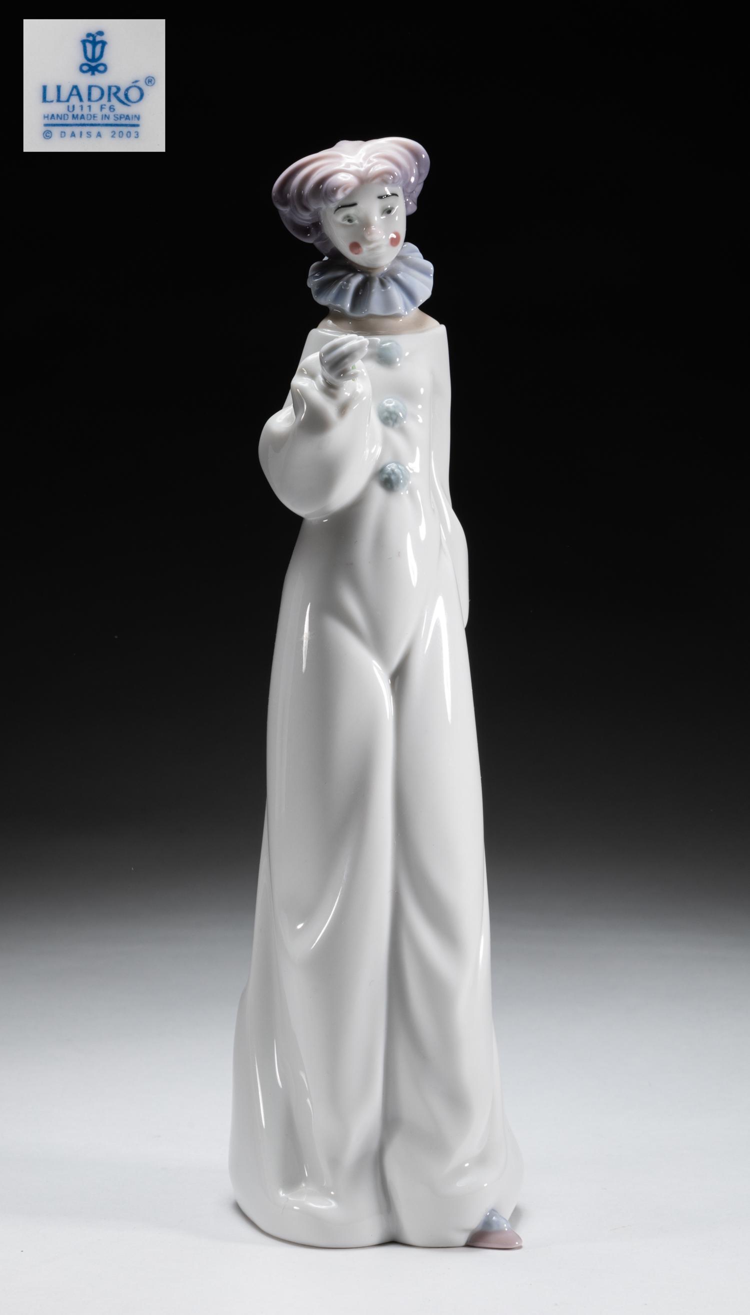 Collectible Lladro Porcelain Figure of Clown (1 of 11)