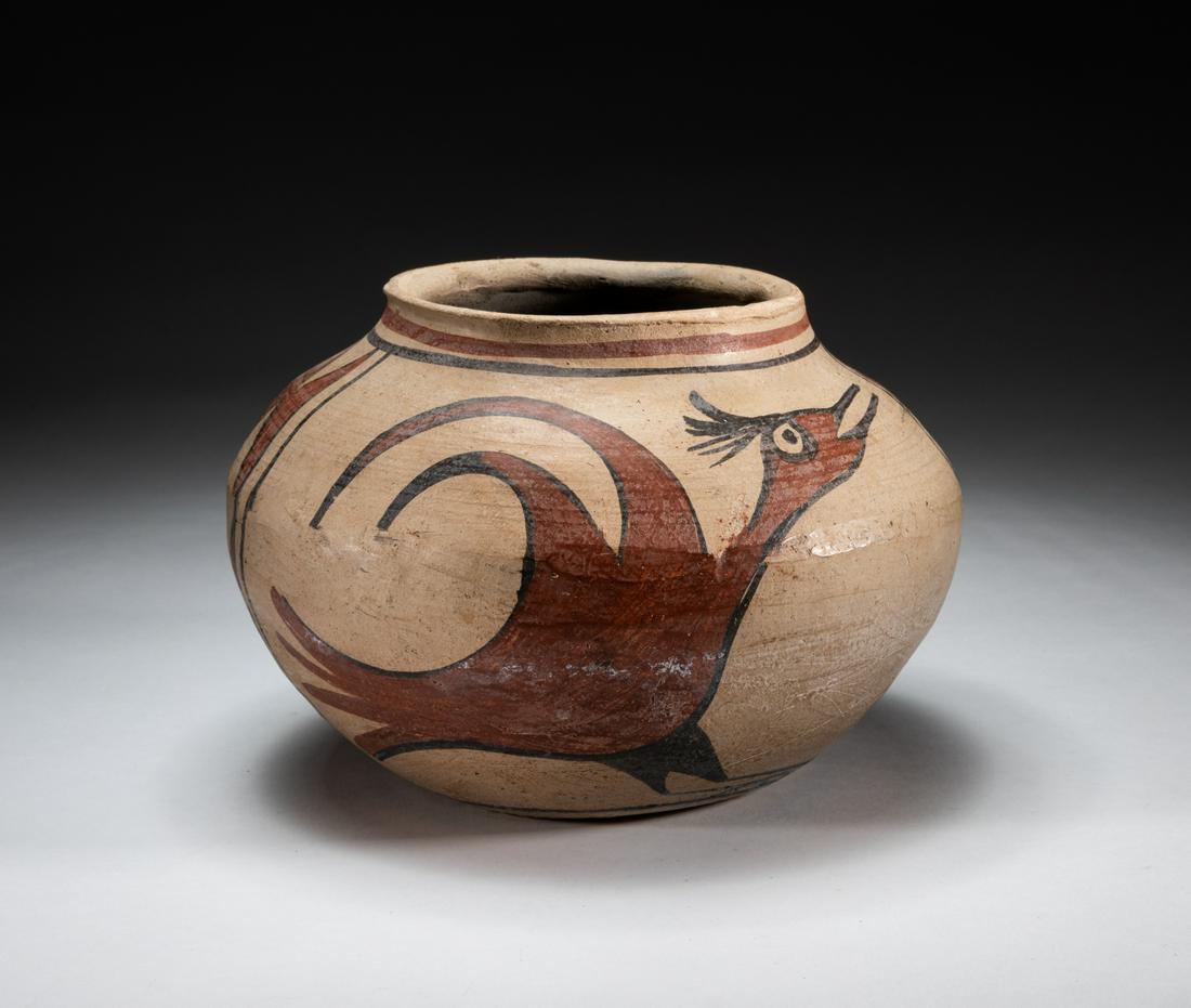 Native American Type Pottery Jar (1 of 8)