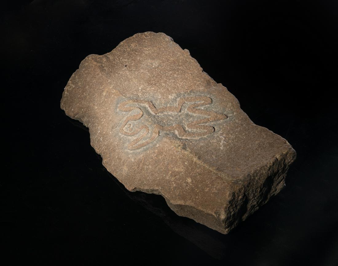 Fine Native American Petroglyph Carved Rock Stone (1 of 7)