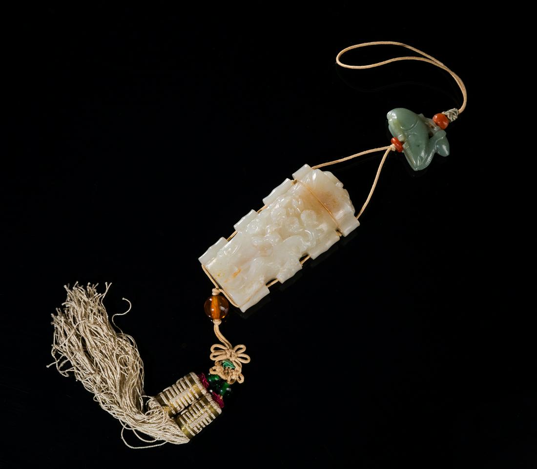 Chinese Russet Inclusion Jade Hanging Purse (1 of 12)