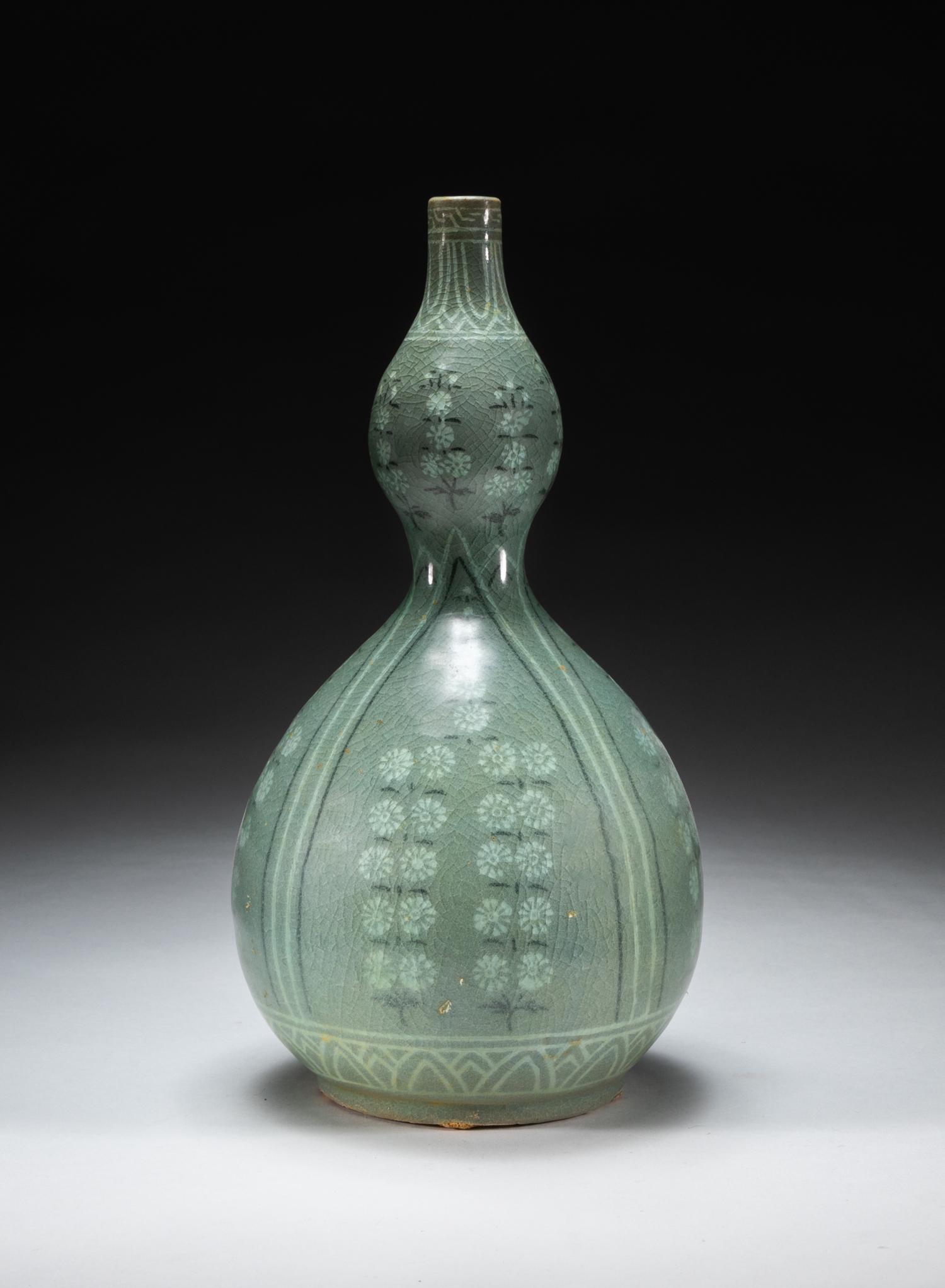 Korean Celadon Glazed Double Gourd Vase (1 of 10)