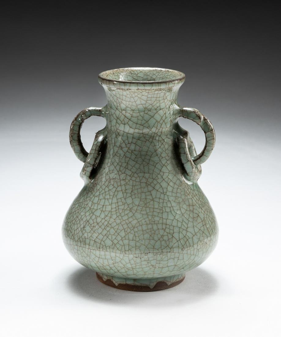 Chinese Ge Type Porcelain Vase (1 of 9)