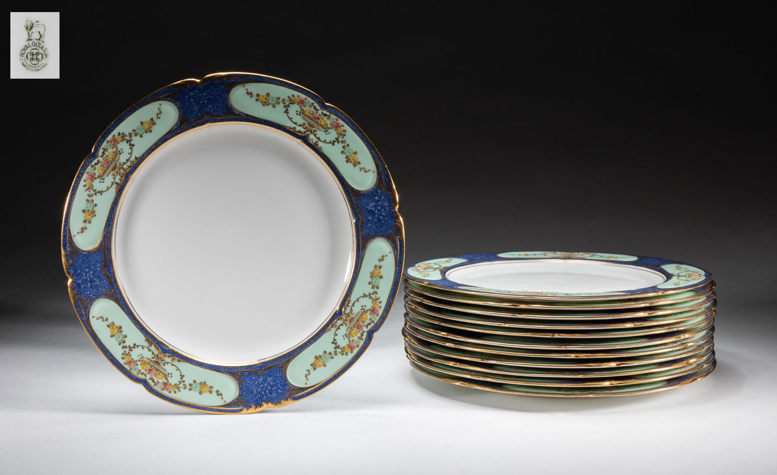 Set Enameled Royal Doulion Porcelain Dinner Service (1 of 8)