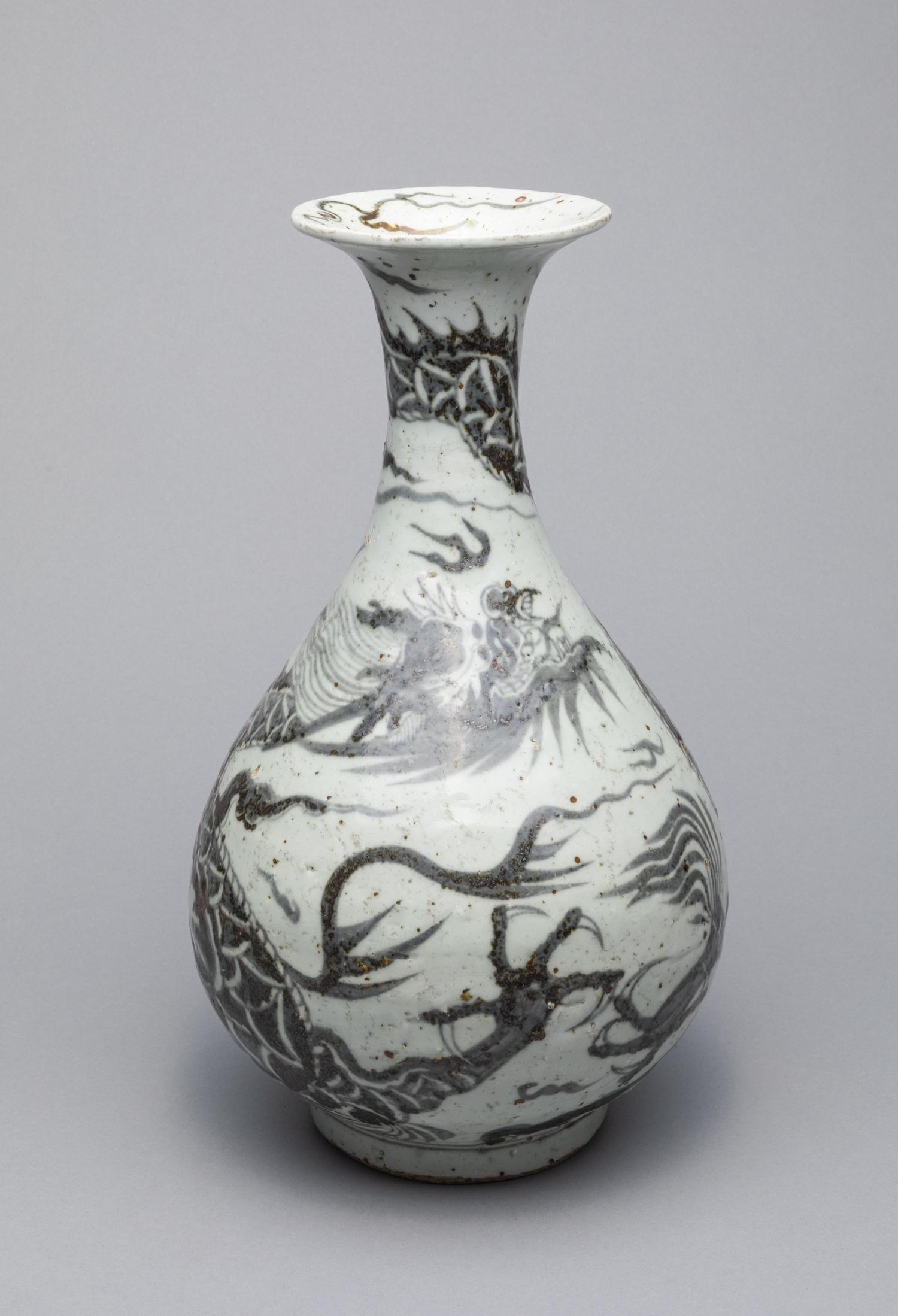 Large Korean Blue White Porcelain Dragon Vase (1 of 12)