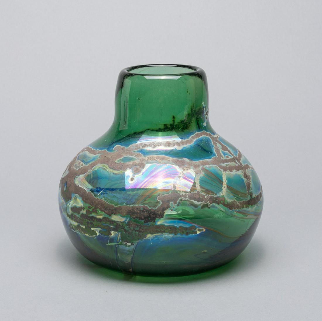 Art Deco Glass Table Sculpture Vase (1 of 10)