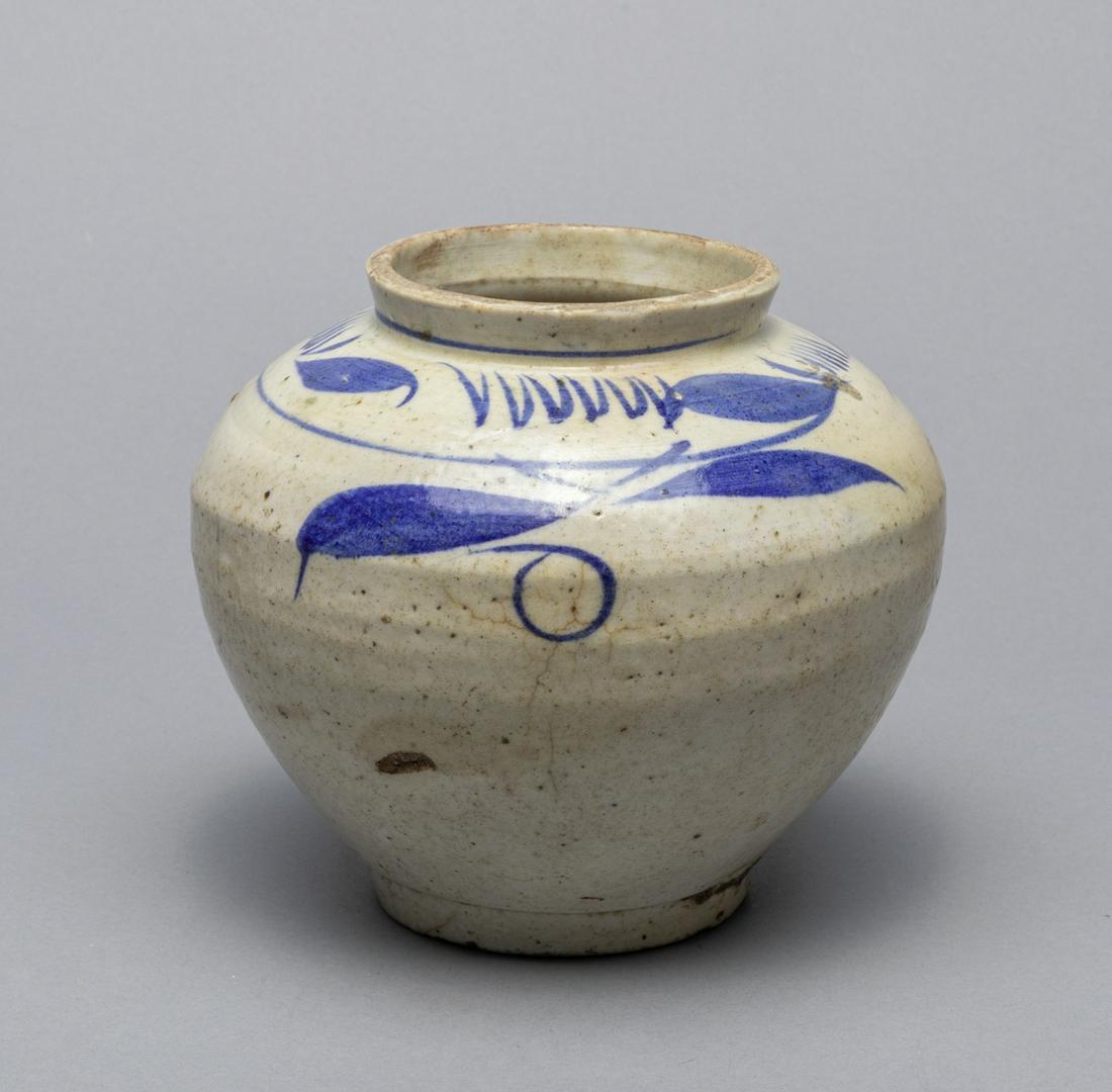 Korean Old Blue White Water Jar: Of baluster form, the shoulder painted with flower and leafy scroll. 5.5*6.2inch.