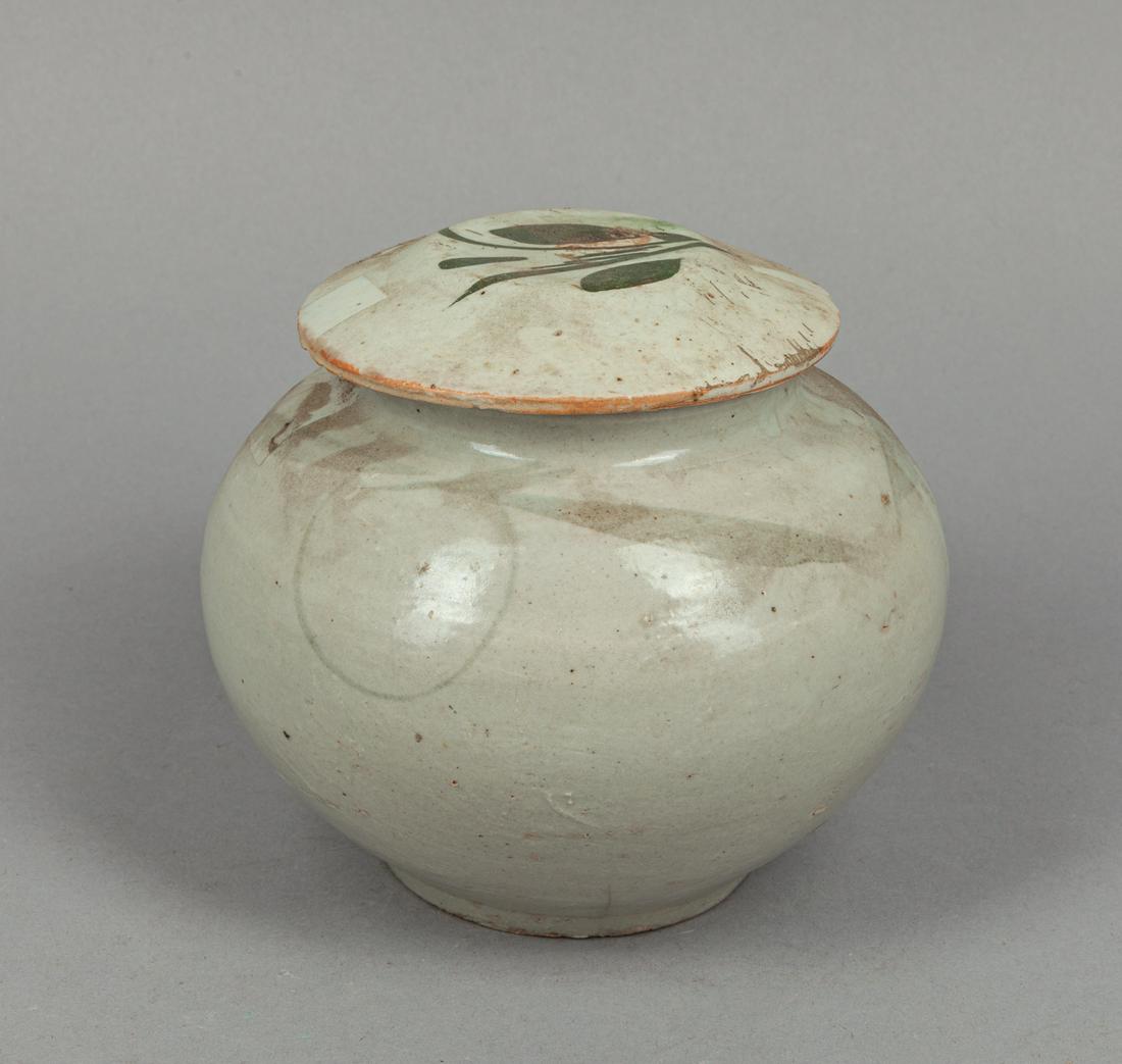 Korean Porcelain Jar (1 of 13)