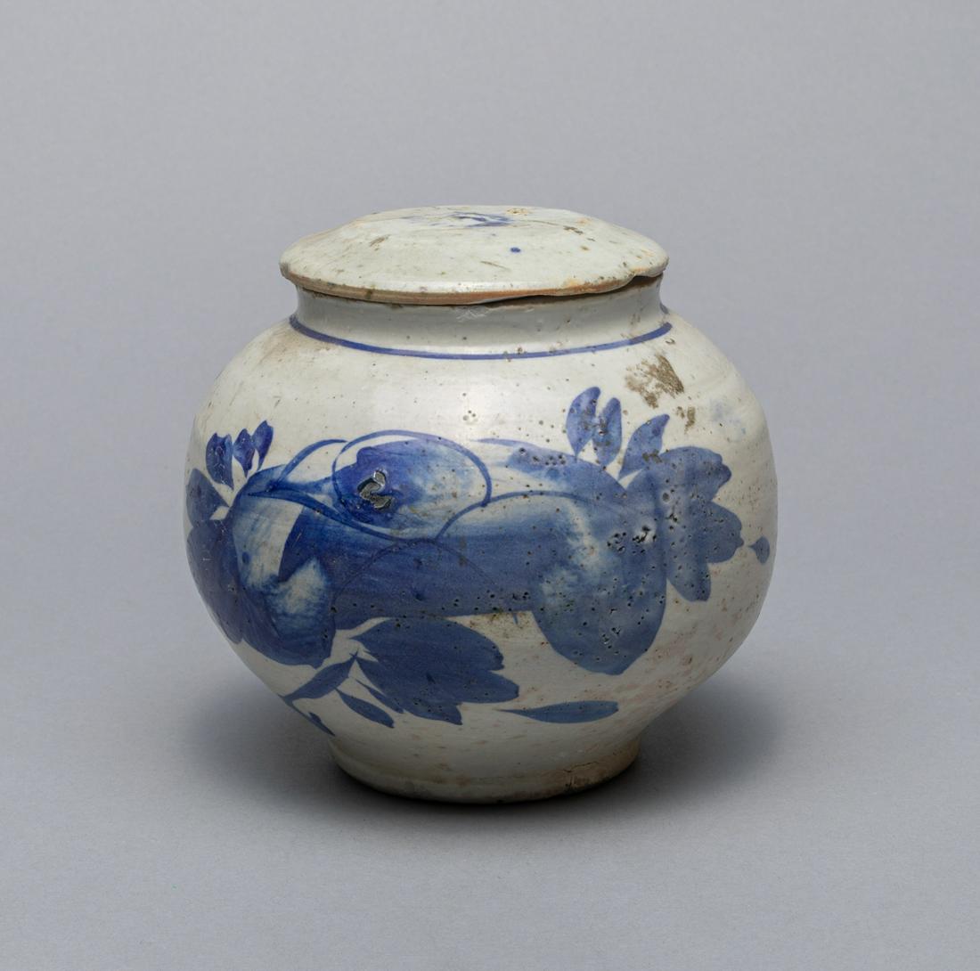 Korean Blue White Porcelain Jar: Of ovoid form, the body and cover decorated with flowers and leaves in blue tone. 5.3*4.9inch.