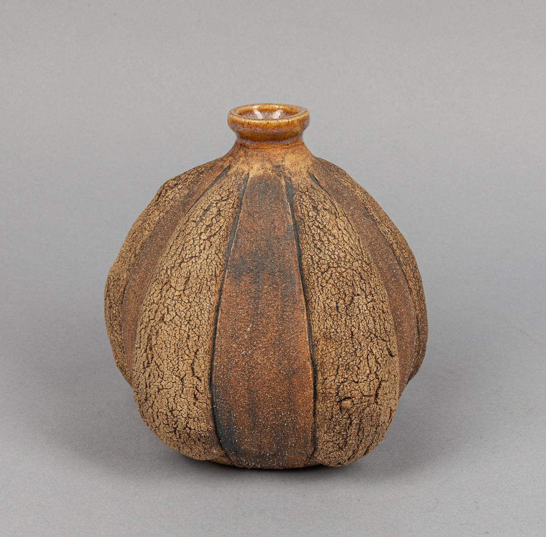 Collectible Bowman Designed Pottery Pot (1 of 11)