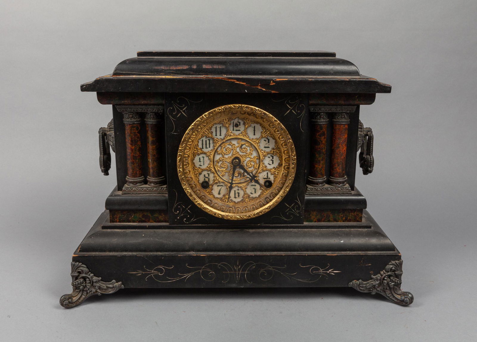 Collectible Geremy Table Clock (1 of 12)