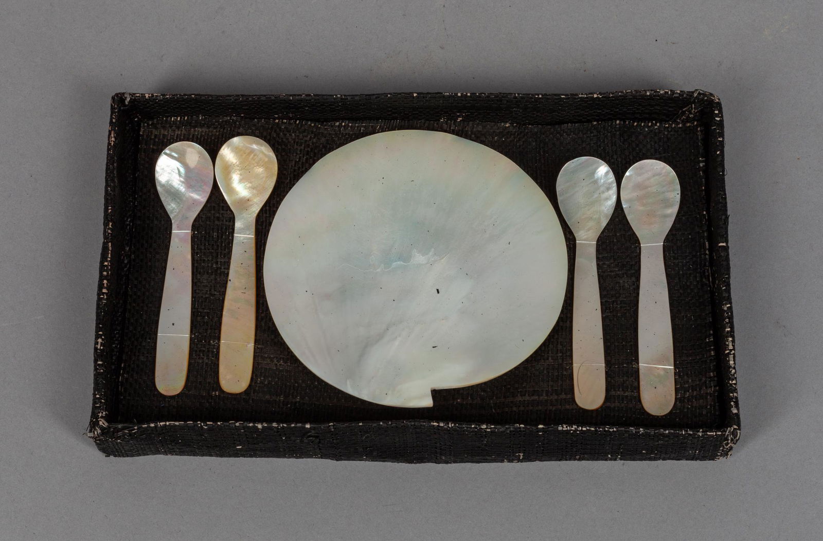 Collectible Victorian Type MOP Ice Cream Service (1 of 10)