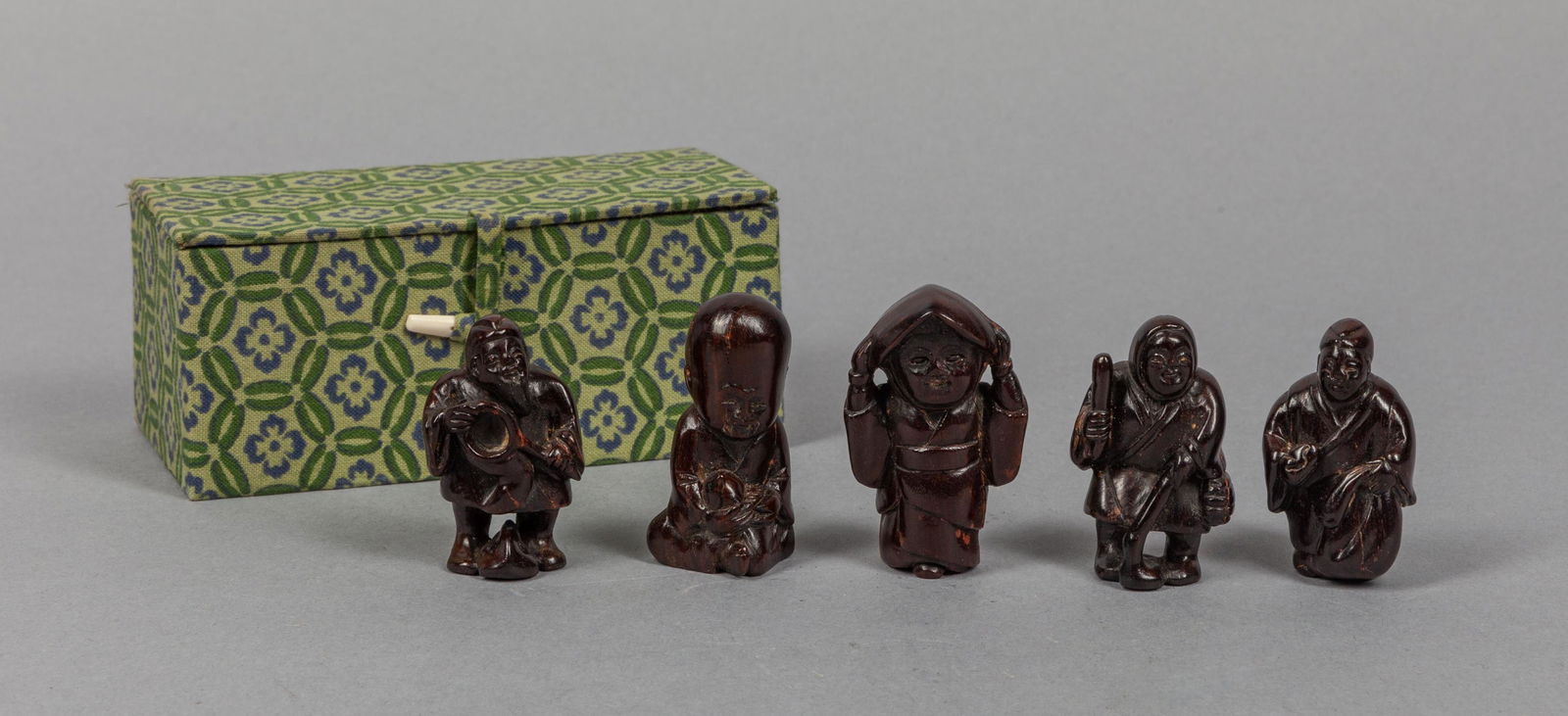 Set Japanese Wood Carving of Netsukes (1 of 9)