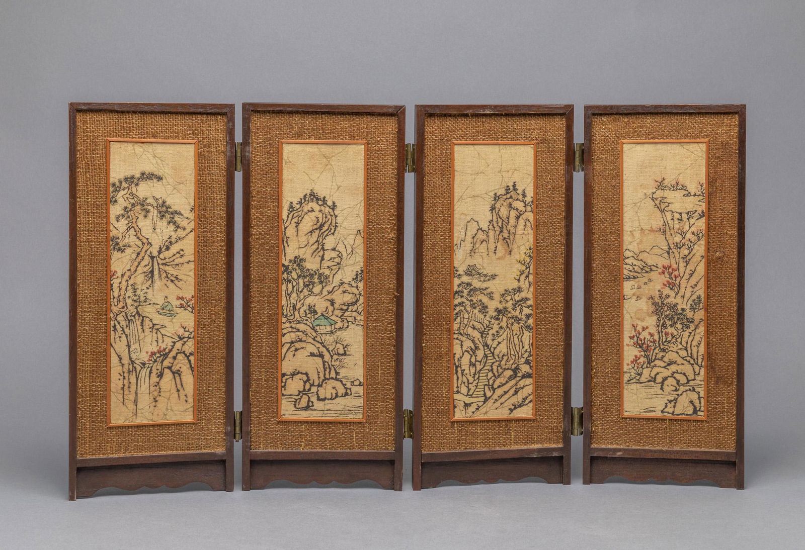 Chinese Hand Painted Table Screen (1 of 17)