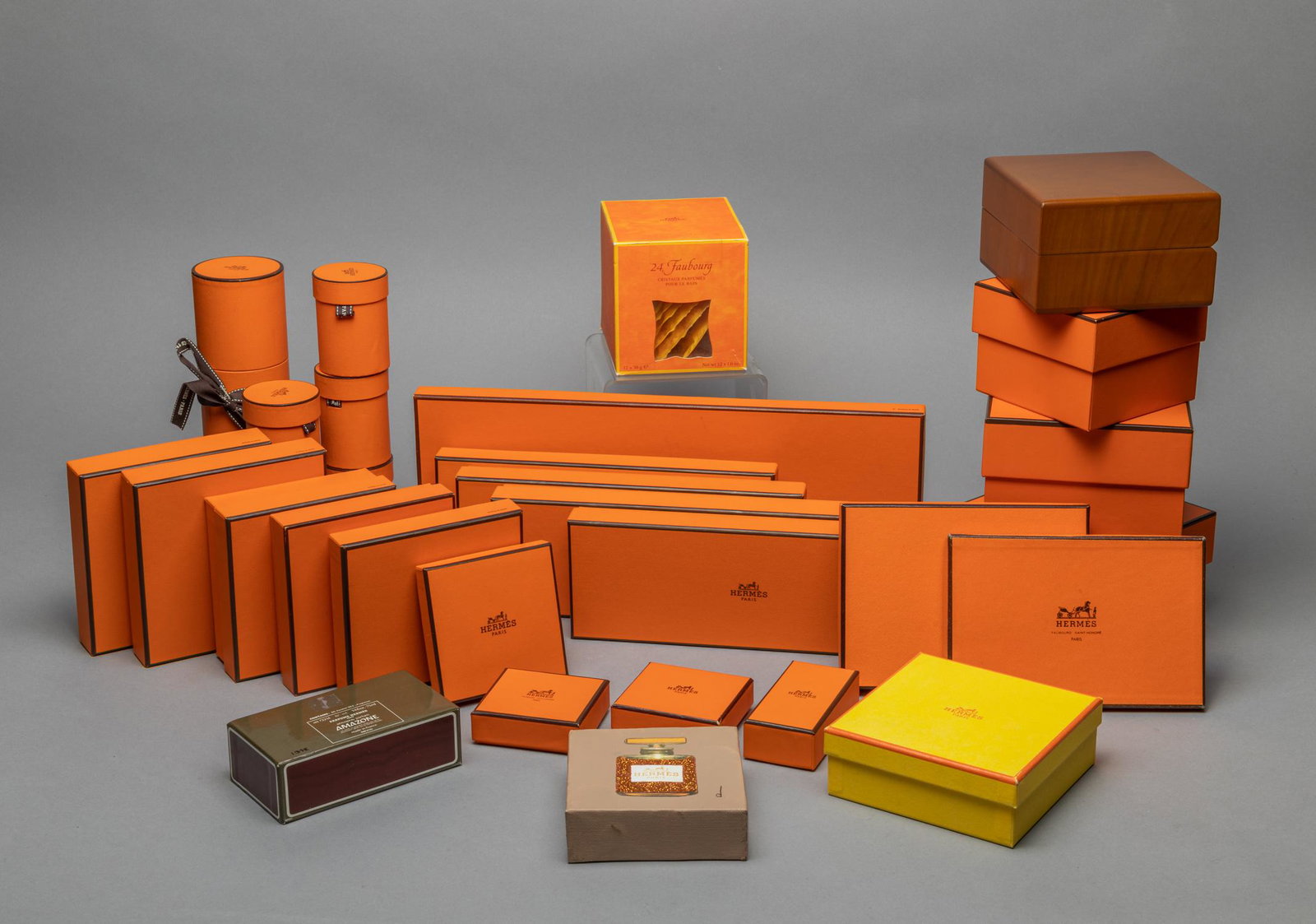 Collectible Lg Group Hermes Paris Boxes: A large group of Hermes Paris paper and wood packing boxes. 15*5*1inch (largest).