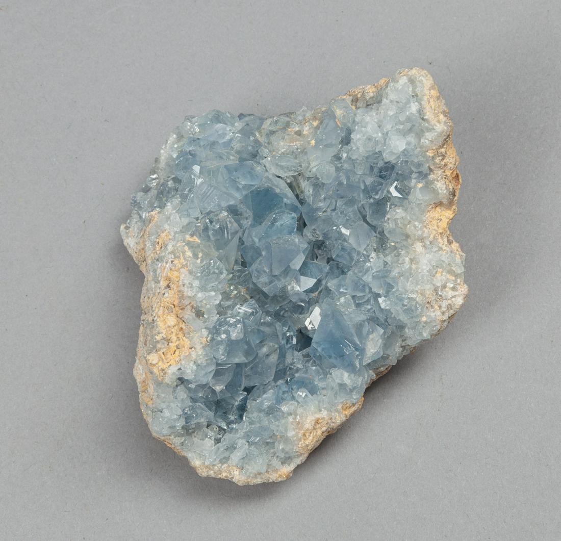 Large Clear Aquamarine Like Gem Stone Sculpture (1 of 10)