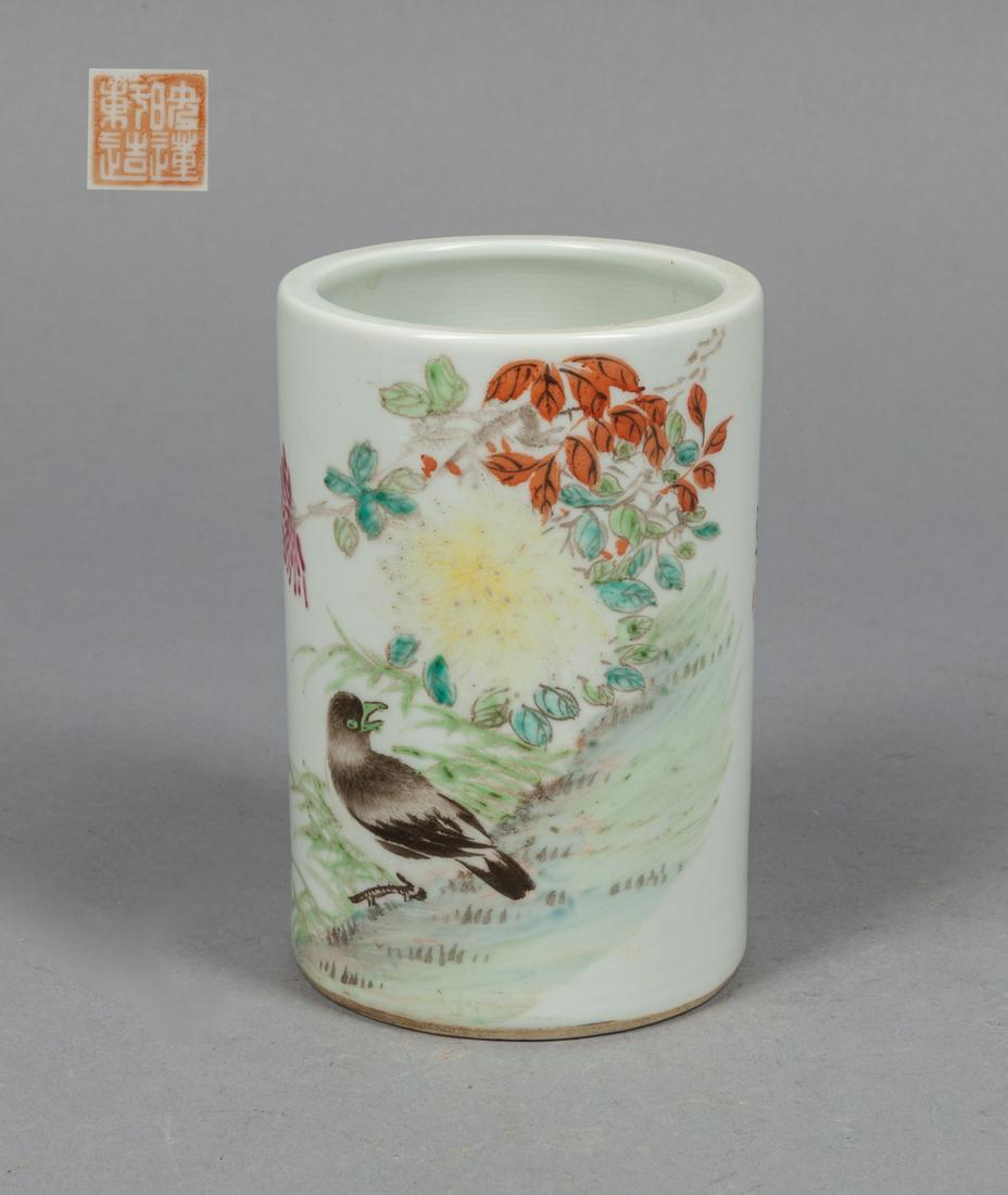 Chinese Hand Painted Porcelain Brush Pot: Painted with a bird and flowers to the exterior, base with a seal mark. 4.8*3.2inch.