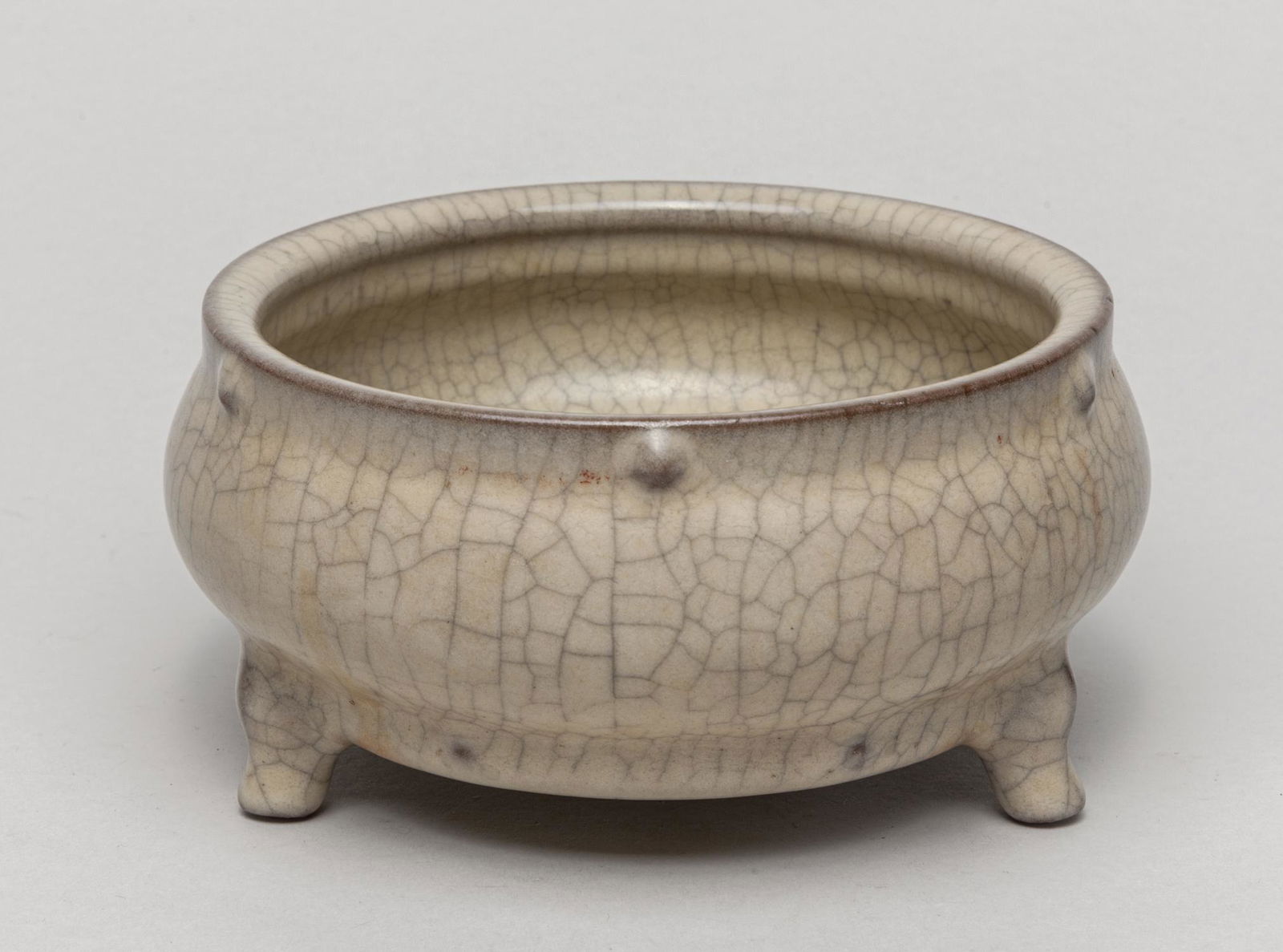 Chinese Ge Type Porcelain Censer (1 of 11)