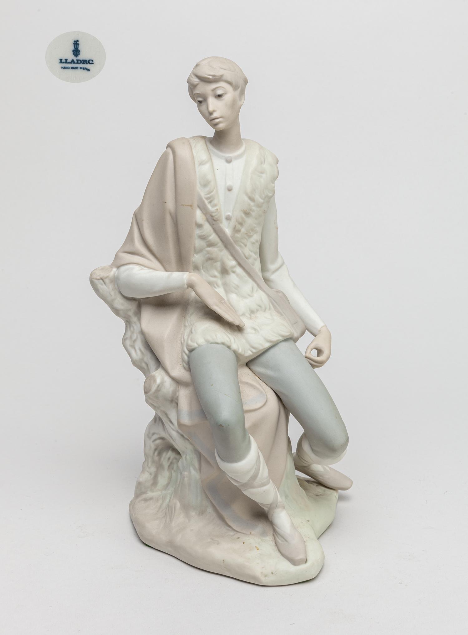 Collectible Lladro Porcelain Table Sculpture Man (1 of 11)