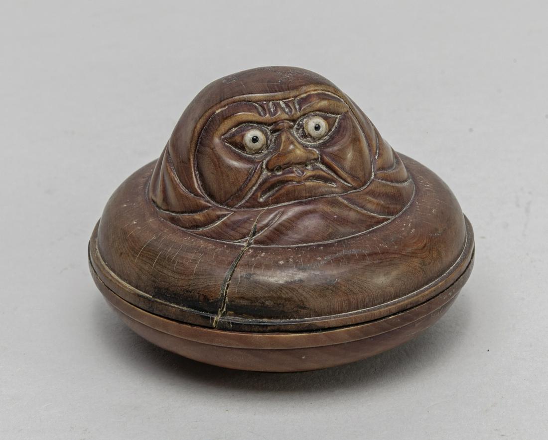 Japanese Taisho Carved Wood Covered Box (1 of 12)