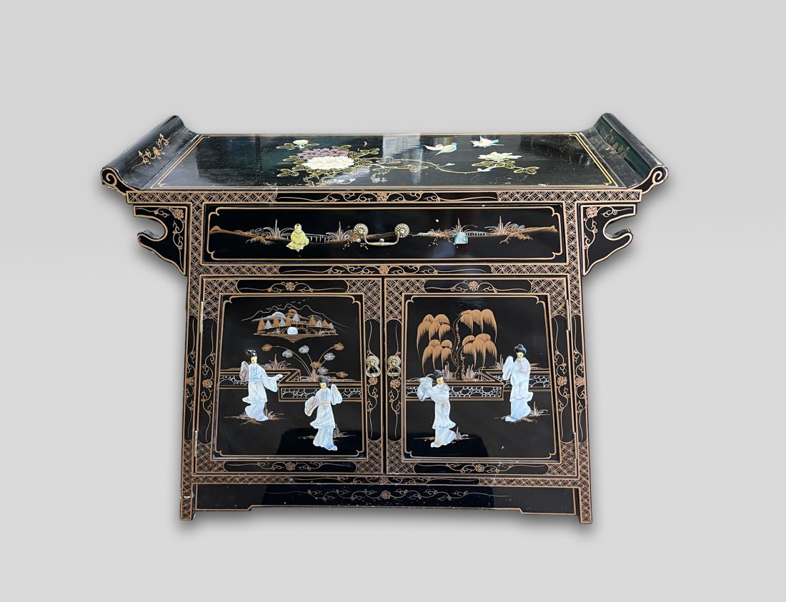 Chinese Export Lacquer Alter Table (1 of 13)