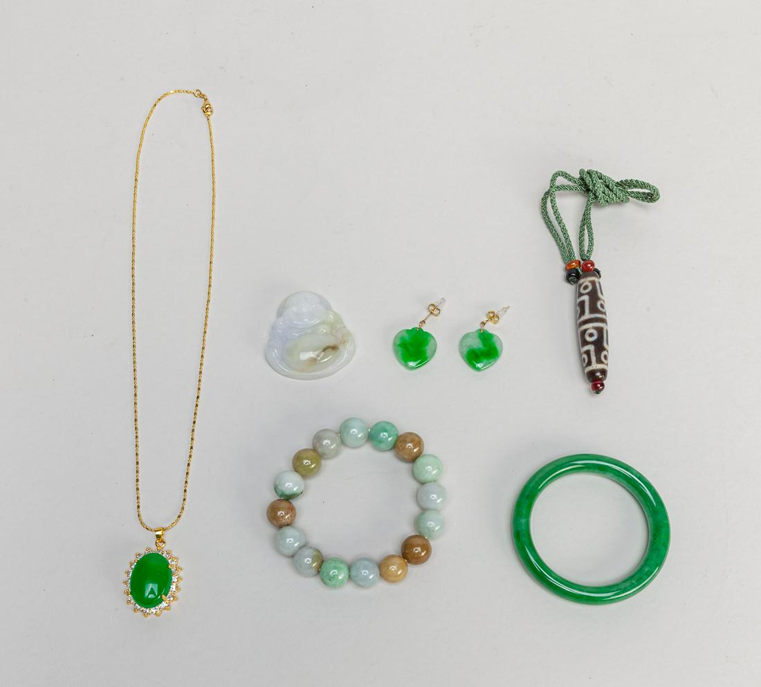 Estate Chinese Jade Stone & Dzi Beads Jewelries (1 of 9)