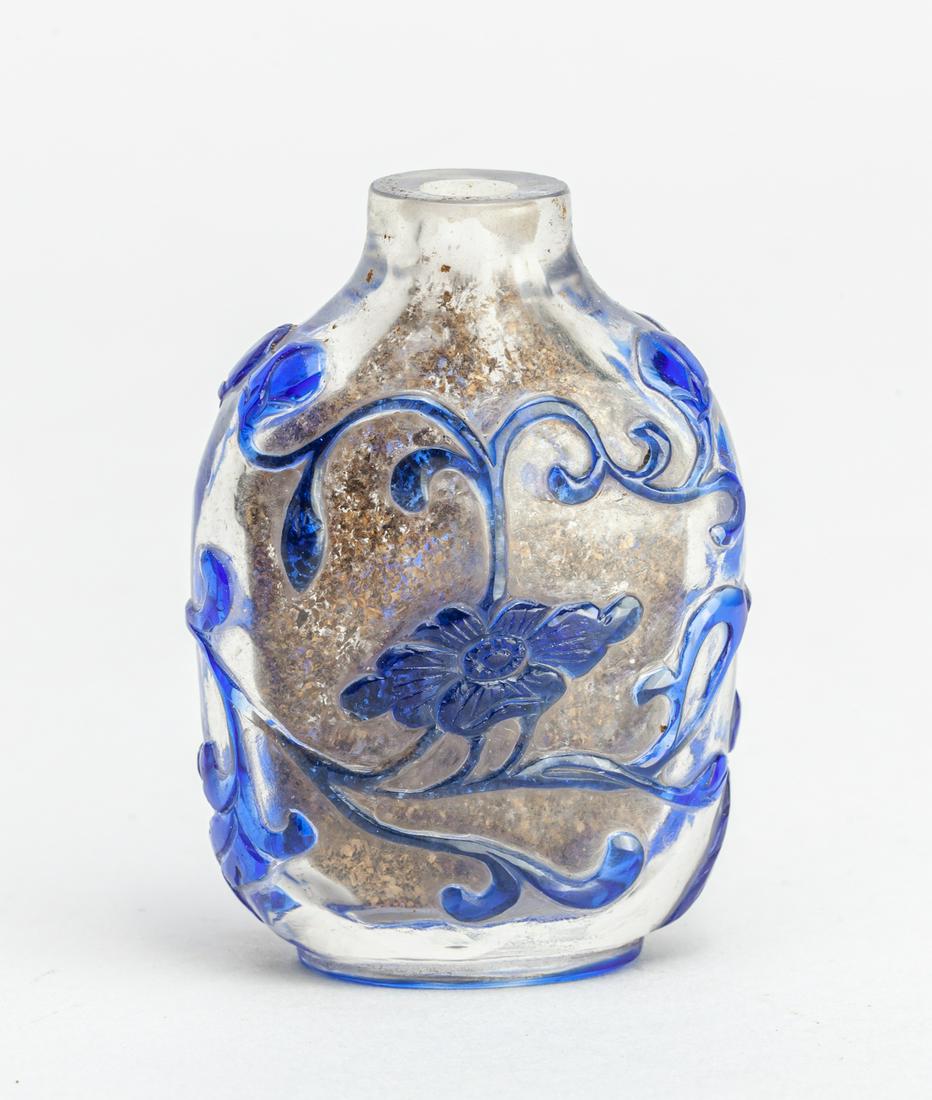 Chinese Overlay Glass Snuff Bottle (1 of 11)