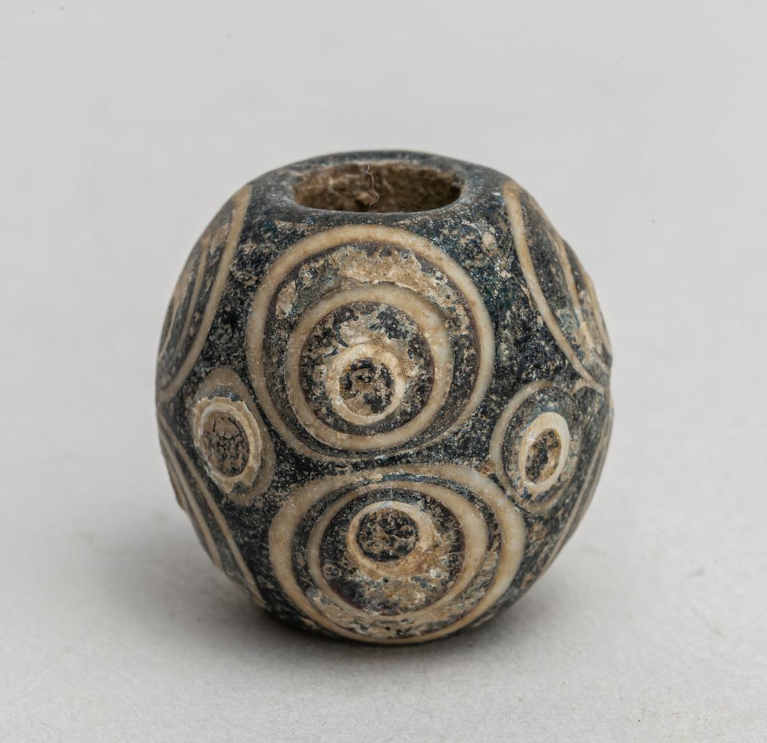 Rare Roman Type Dragon Fly Glass Bead (1 of 10)