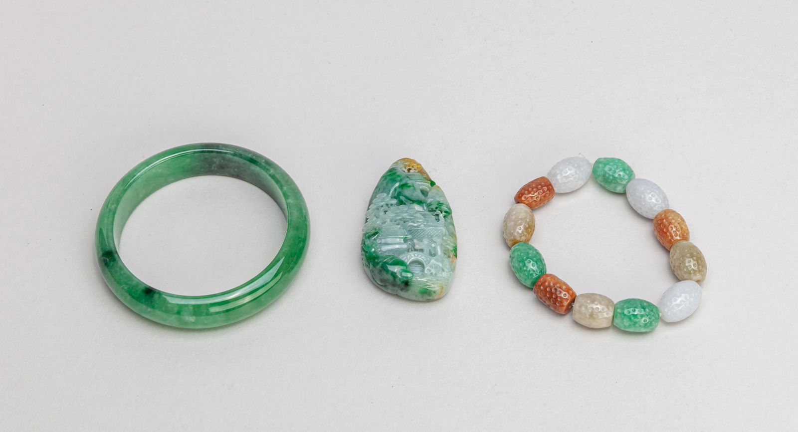 Estate Chinese Jade Stone Jewelries (1 of 9)