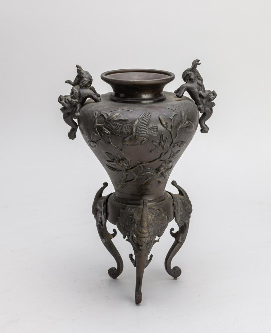 Japanese Old Bronze Censer (1 of 11)
