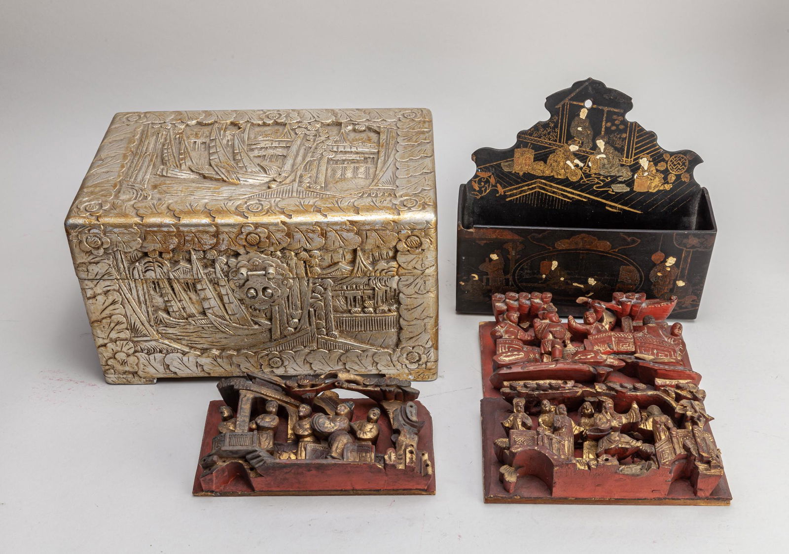 Estate Chinese Wood Decors (1 of 11)