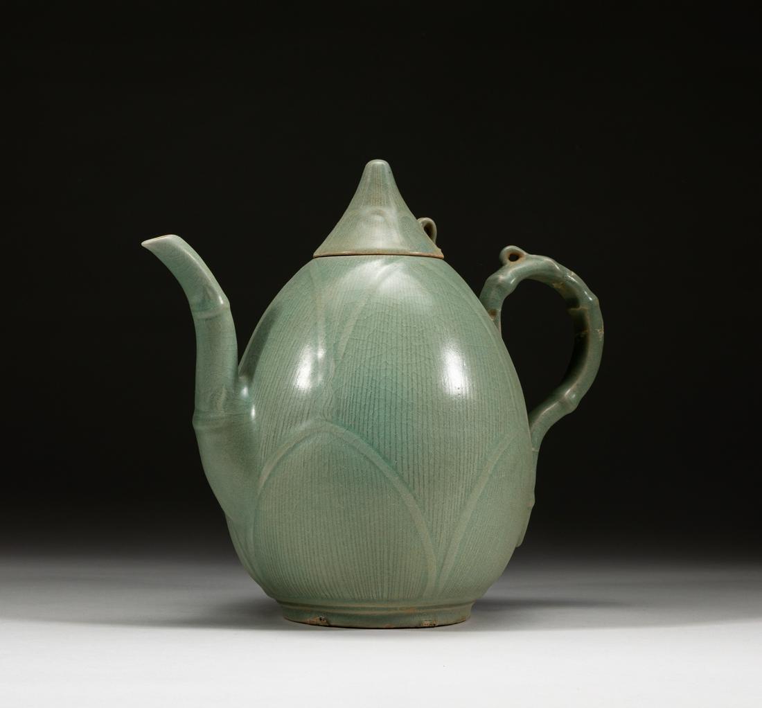 Rare Korean Celadon Porcelain Pot (1 of 12)