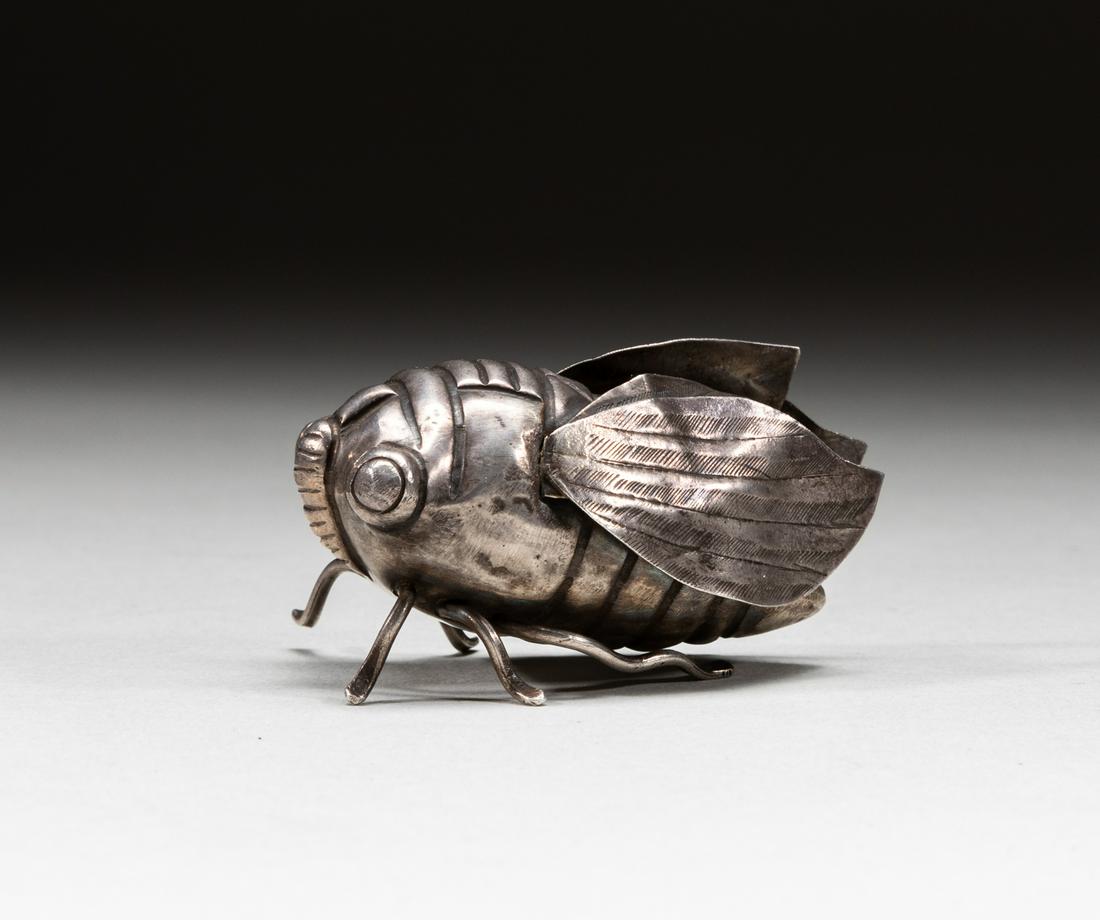 Japanese Antique Silver Cicada Netsuke: Collectible finely-carved Japanese type cicada netsuke. 2.1inch L, 1.1inch W, 1inch H.