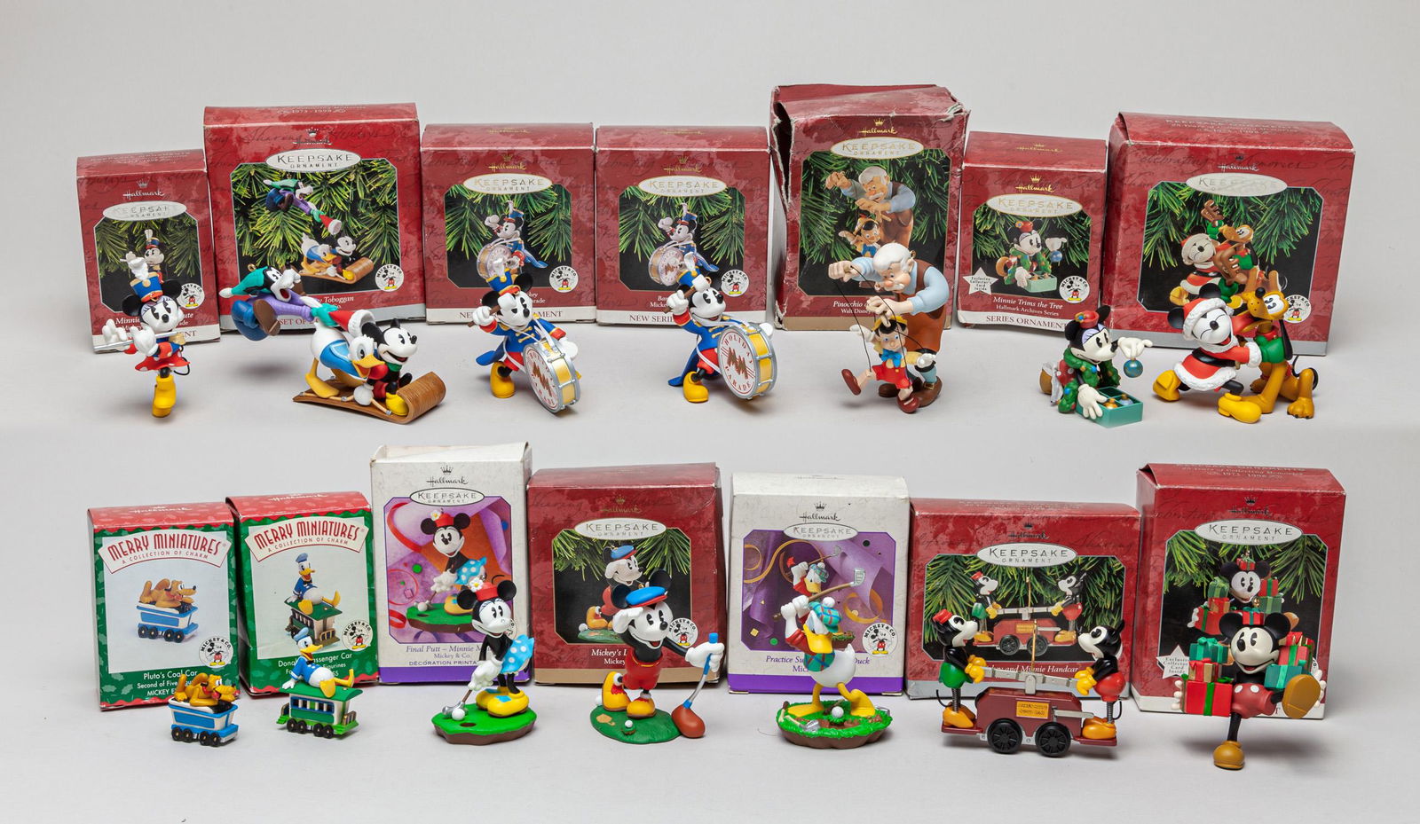 Collectible Vintage Keepsake Disney Ornaments (1 of 16)