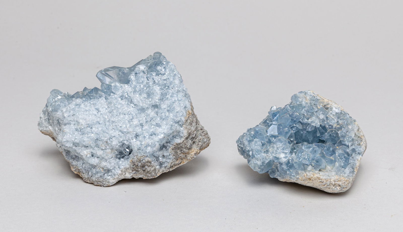 Collectible Aquamarine Gem Stone Table Sculpture (1 of 11)