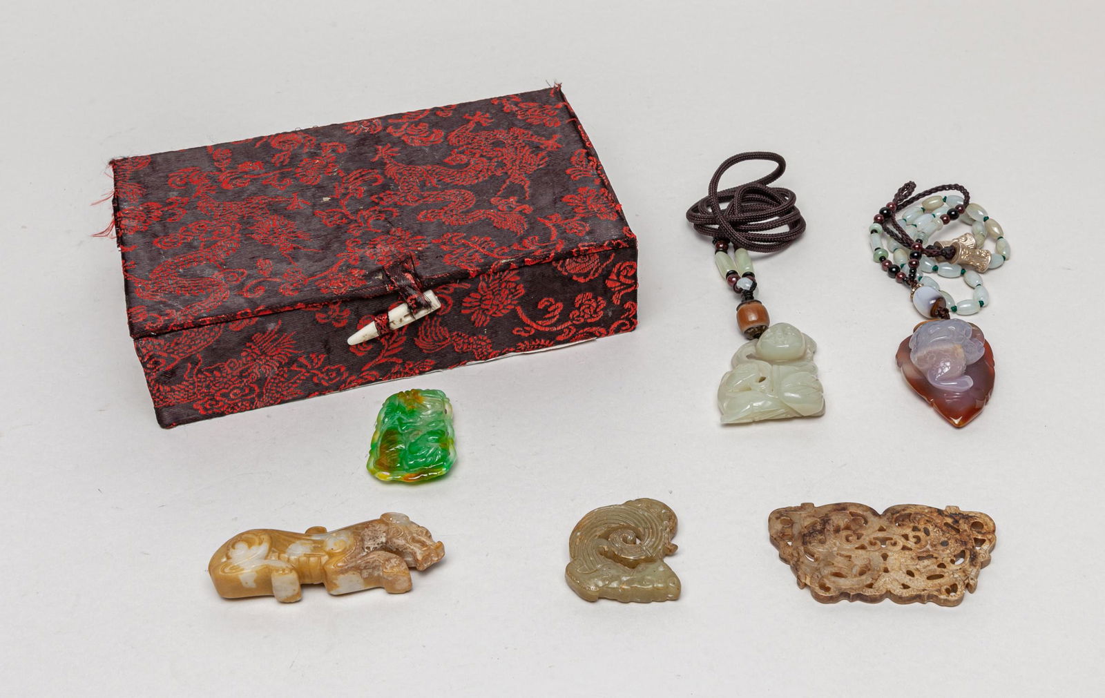 Estate Chinese jade/Stone Jewelries (1 of 15)