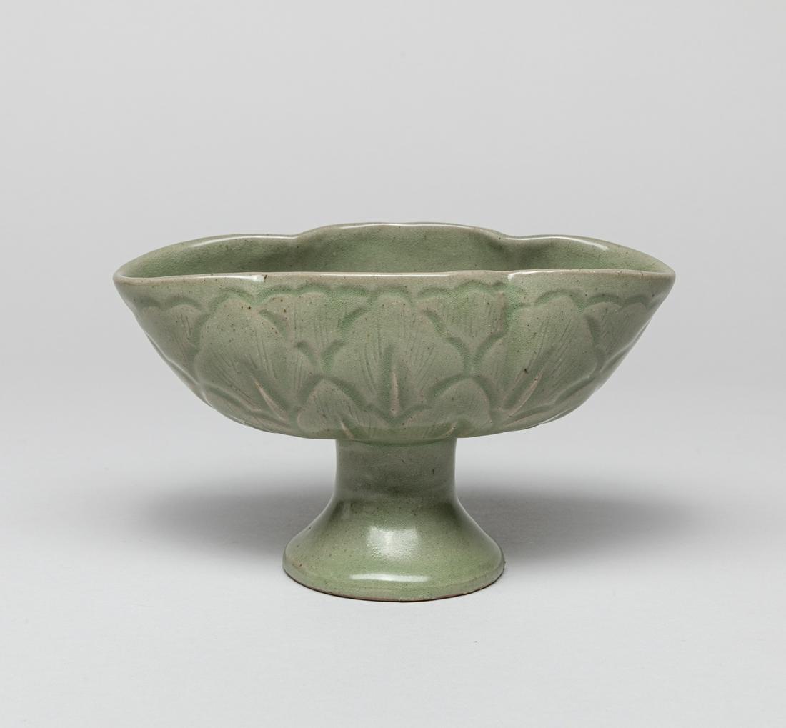 Chinese Longquan Type Tall Porcelain Cup (1 of 10)