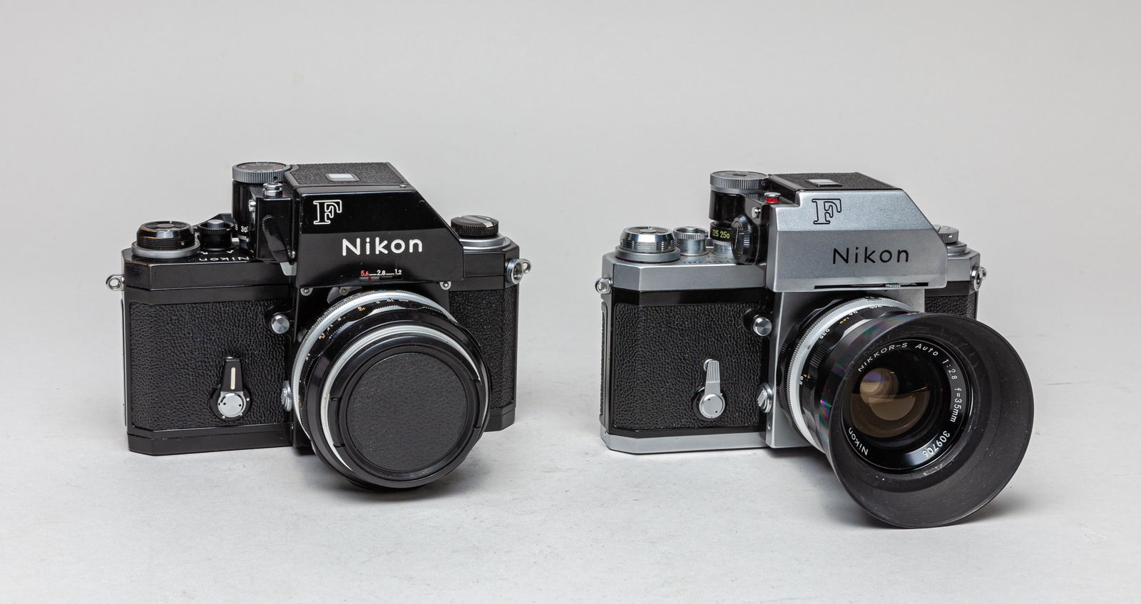 Set Vintage Nikon Camera (1 of 12)