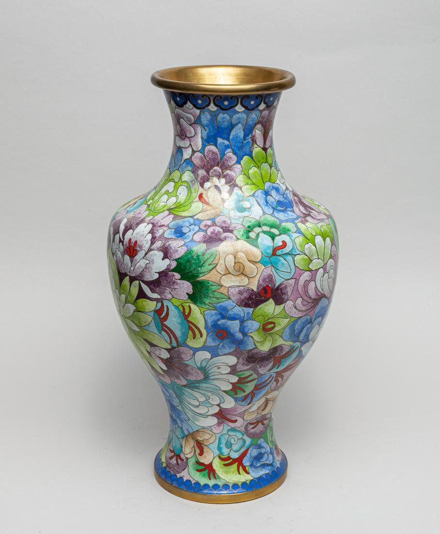 Large Chinese Export Cloisonne Cabinet Vase (1 of 11)