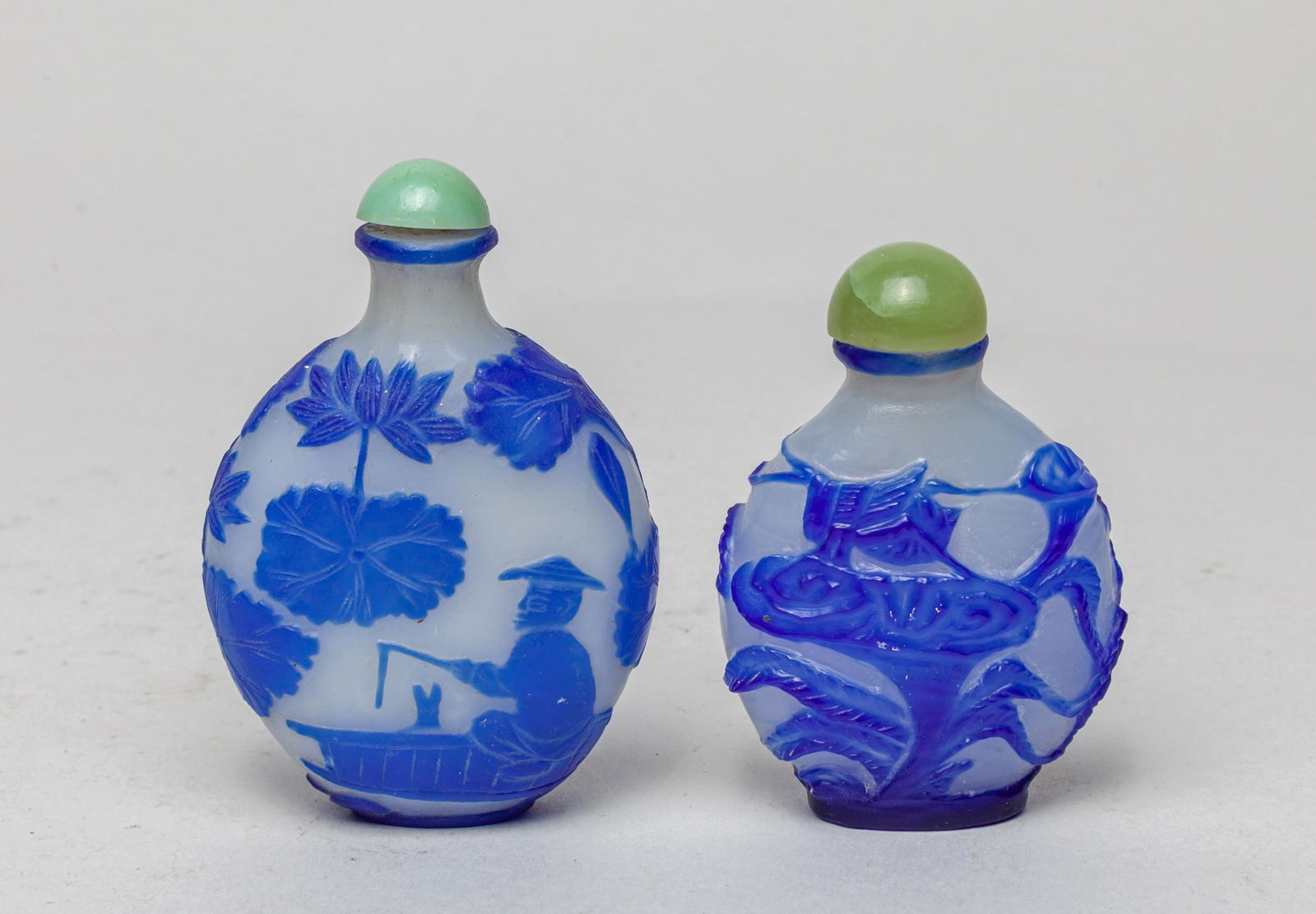 Two Chinese Overlay Glass Snuff Bottles (1 of 12)