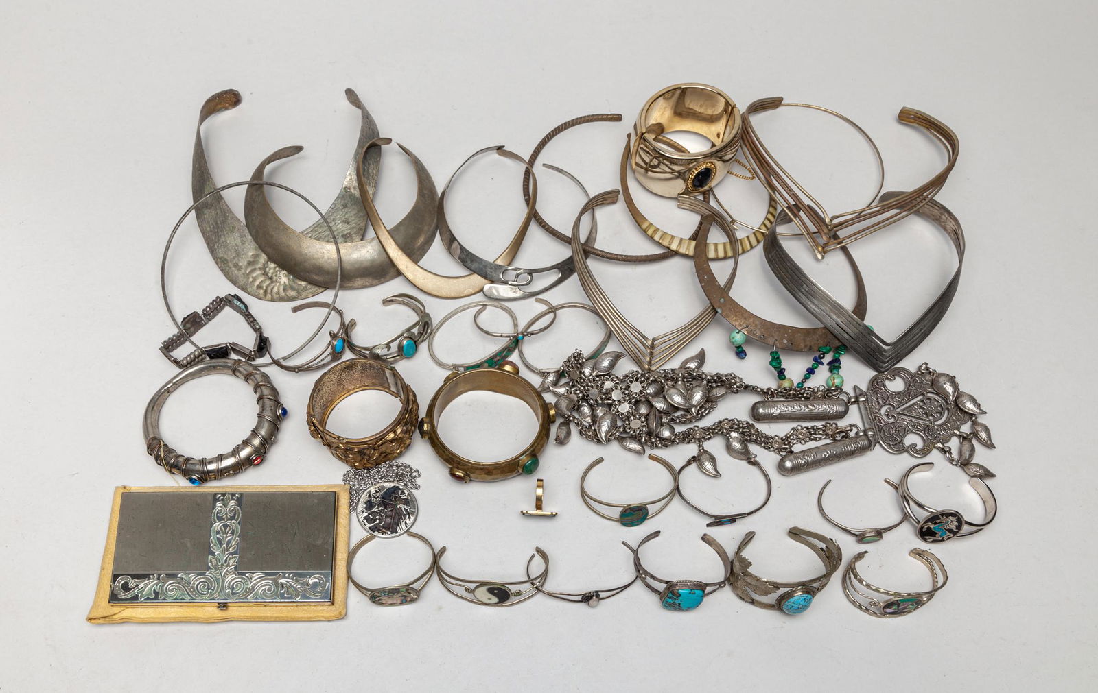 Large Group Vintage Jewelry of Bangle/Necklace (1 of 17)