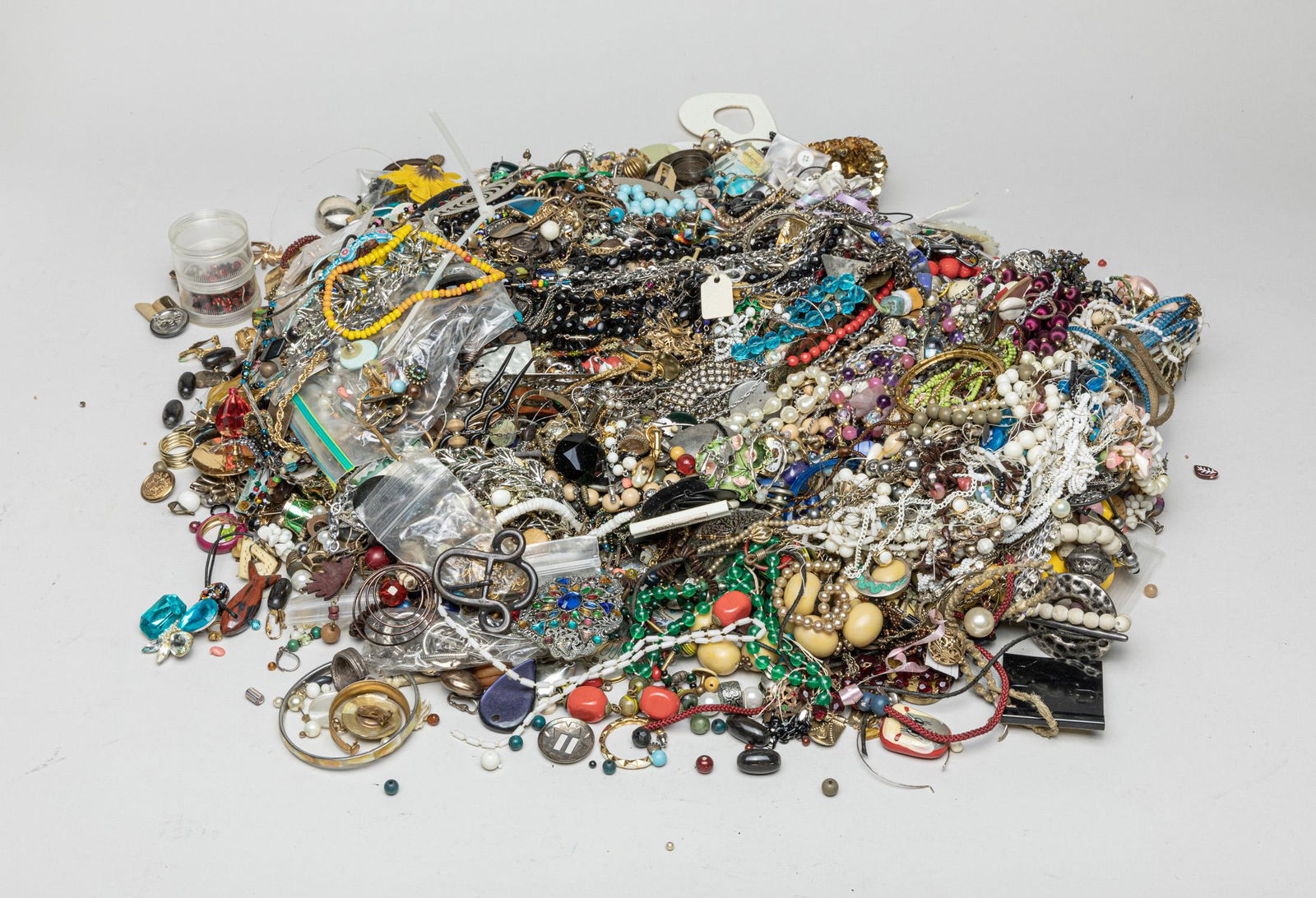 Group Estate Jewelries (1 of 10)